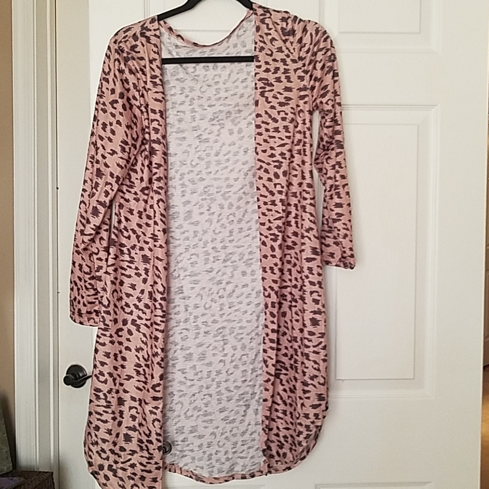 Leopard duster